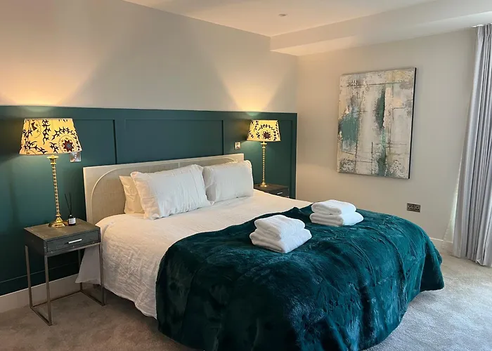 The Spitalfields Suite At Ryedale House